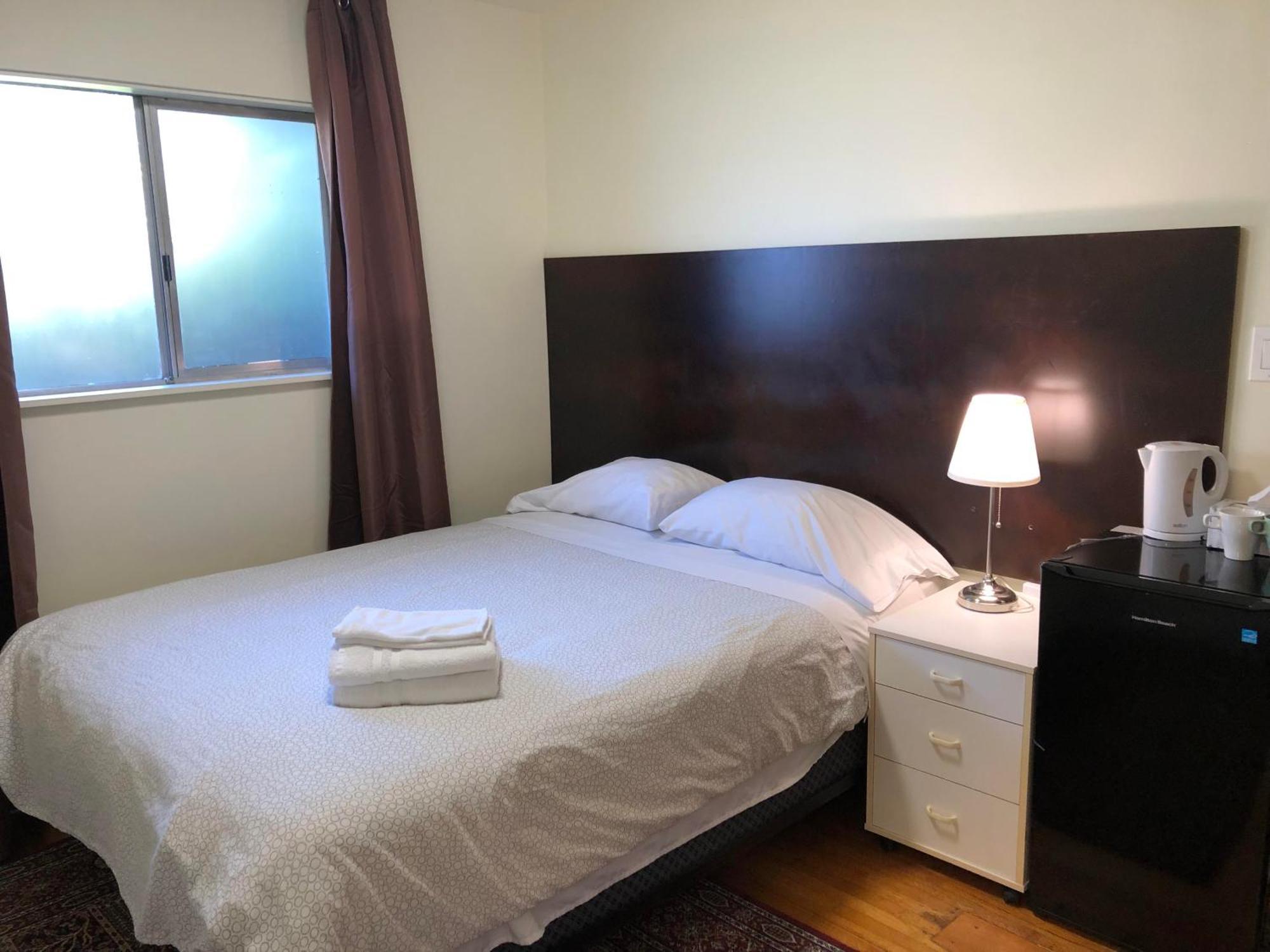 Comfort Cottage Guest House Near Subway Station, Bus And Downtown Vancouver Esterno foto